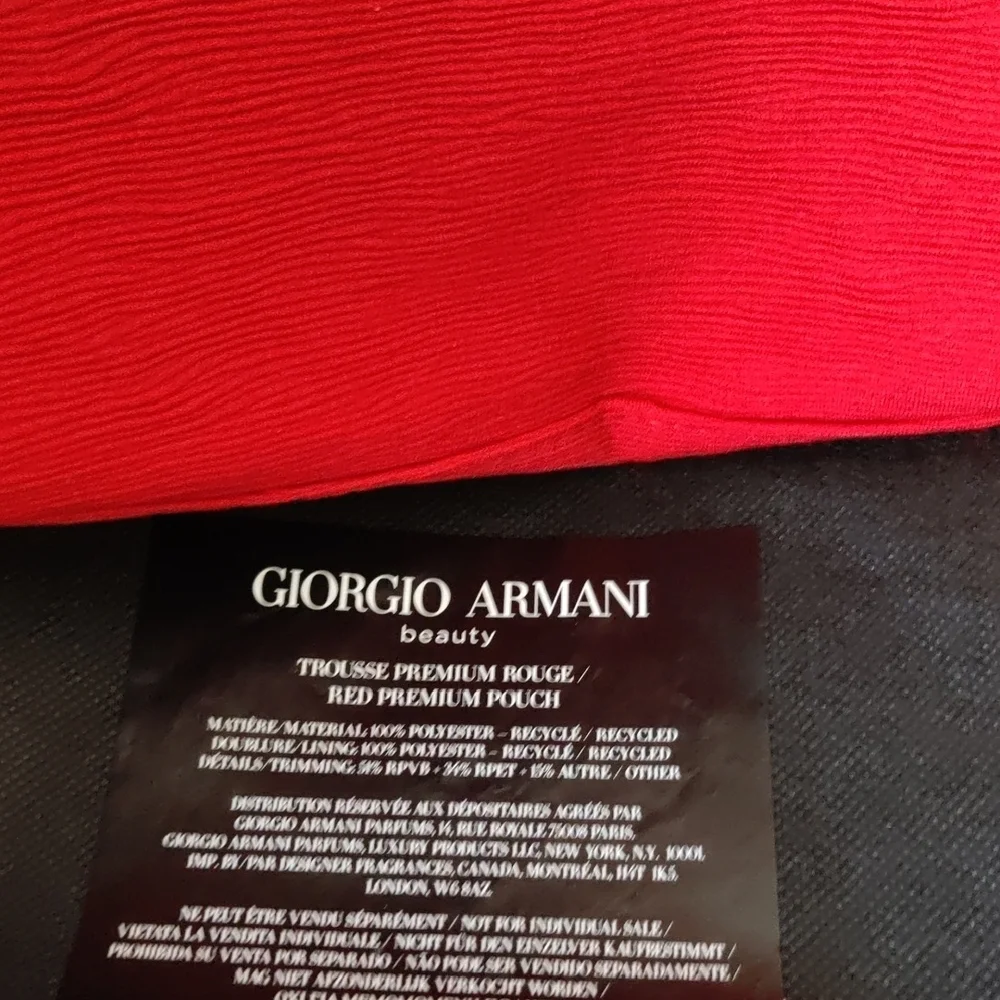 Giorgio Armani Red and Black Beauty Set 7inDx7.5inD - Picture 13 of 16